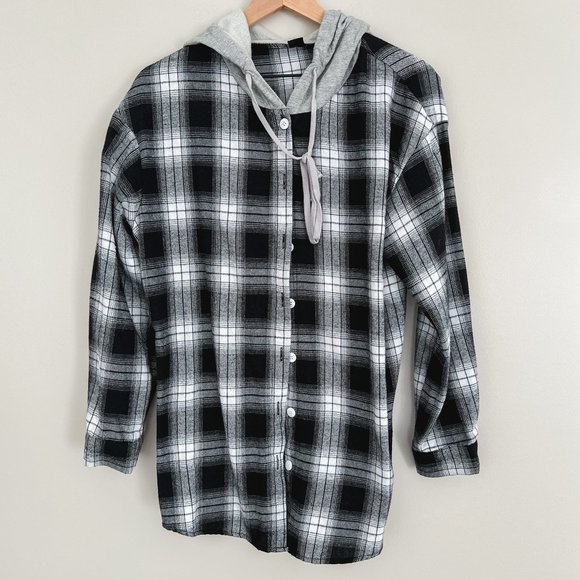 Grey & Black Hooded Plaid Button Up - Picture 4 of 6